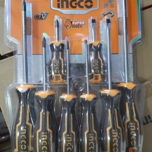 jeu de 8 tournevis INGCO (modèle HKSD0828)