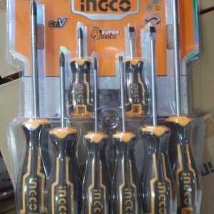 jeu de 8 tournevis INGCO (modèle HKSD0828)